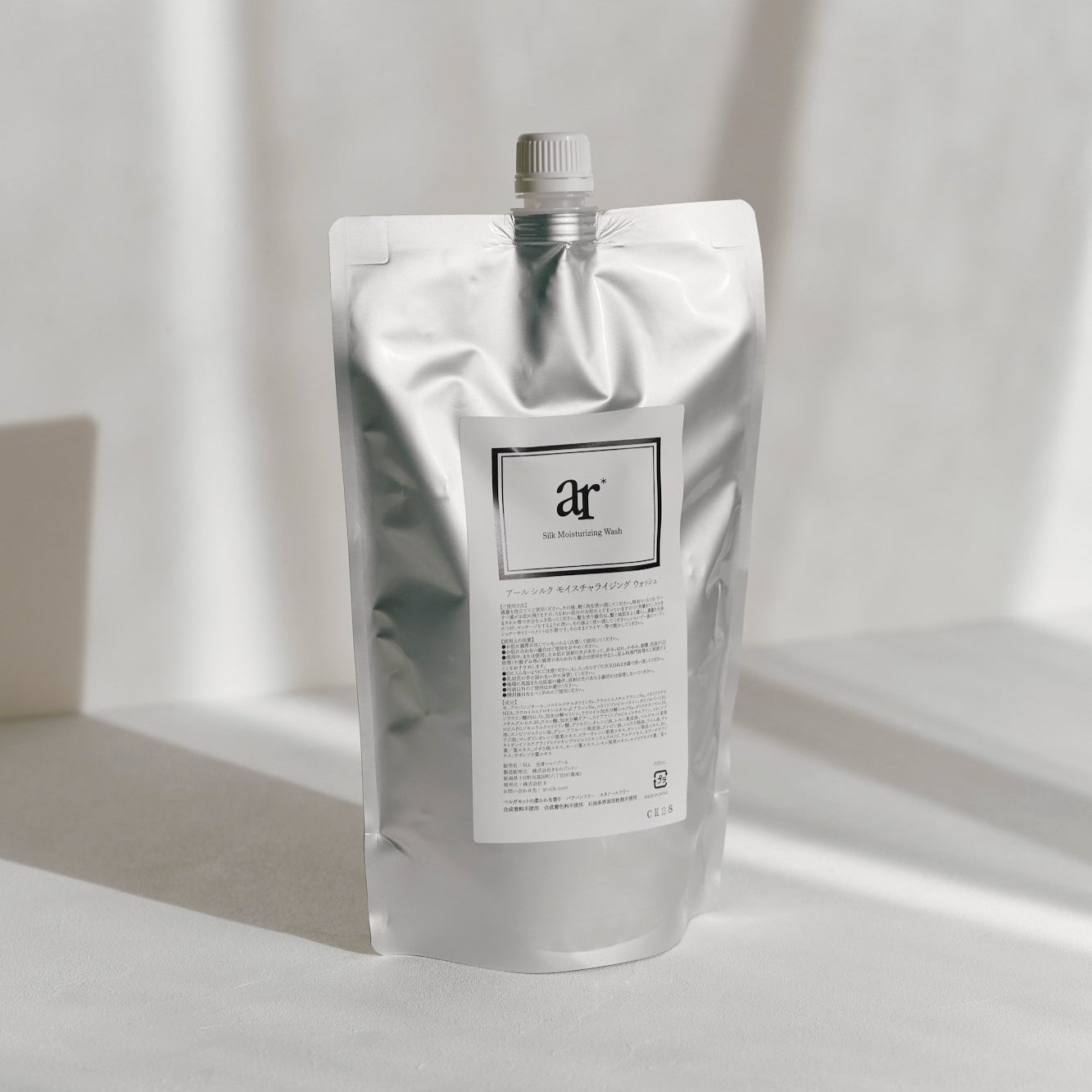 シルク モイスチャライジング ウォッシュ リフィル 700mL | Silk Moisturizing Wash Refill